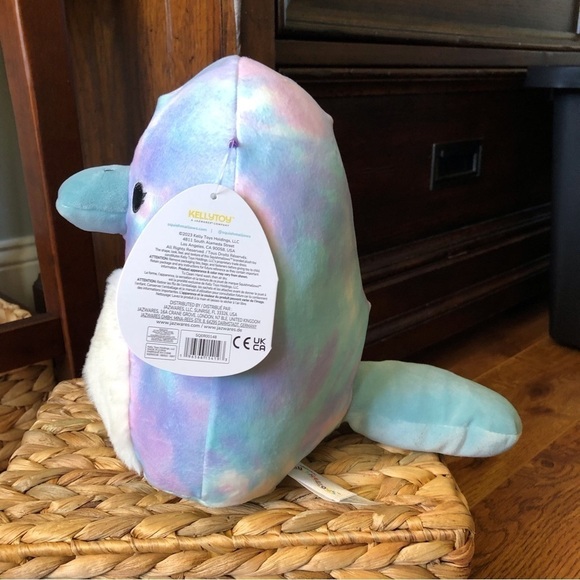 Squishmallows Mitch the tie dyed platypus (first to market) in size 8" - Picture 4 of 7